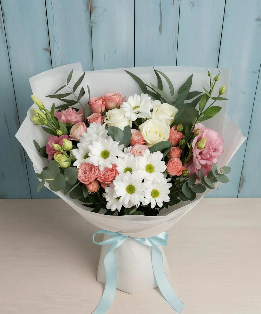 Букет цветов из: Розы, Лизиантусы и Хризантемы в Лунино