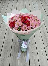 Букет цветов из:  Альстромерии в Лунино