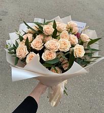 Букет Кремовые розы Латте в Лунино