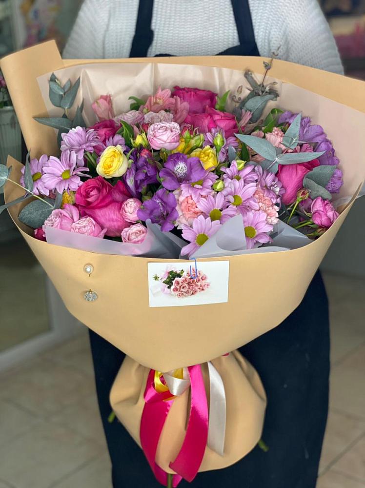 Букет цветов из: Хризантемы, Гвоздики и Альстромерии в Лунино