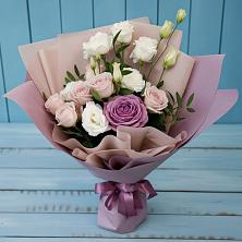 Букет цветов из:  Розы и Лизиантусы в Лунино