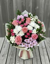 Букет цветов из:  Альстромерии, Гвоздики, Розы и Хризантемы в Лунино