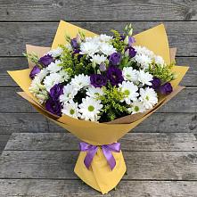 Букет цветов из:  Ирисы, Хризантемы и Ромашки в Лунино