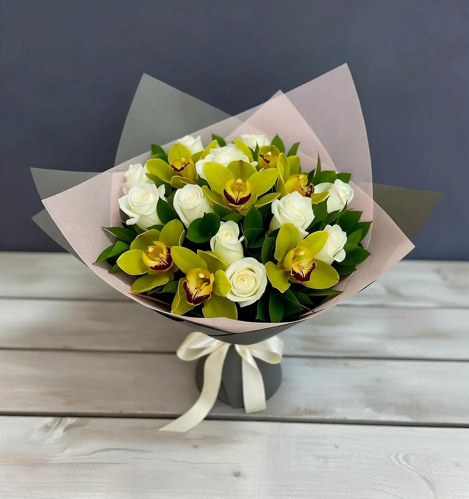 Букет цветов из: Орхидеи и Розы в Лунино