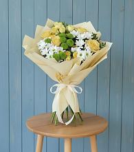Букет цветов из:  Хризантемы и Розы в Лунино