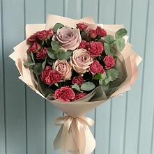 Букет цветов из:  Гвоздики и Розы в Лунино