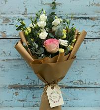 Букет цветов из:  Розы и Лизиантусы в Лунино